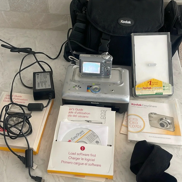 Kodak EasyShare Digital Photo Thermal Printer Dock Series 3 w/ Camera bag - Picture 1 of 16
